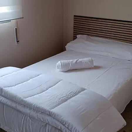 Guest house Grupo Alcantara *